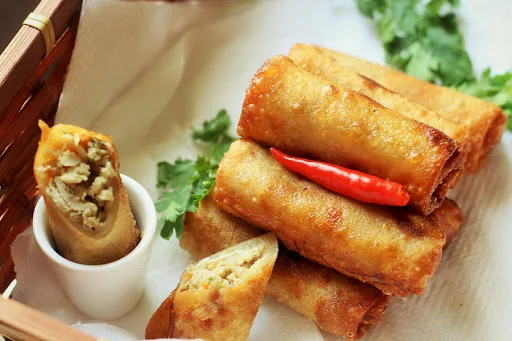 Chicken Spring Roll (2 Pcs)