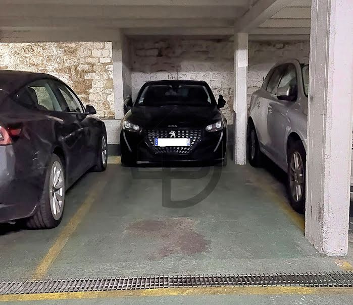 Vente parking  15 m² à Paris 15ème (75015), 40 000 €