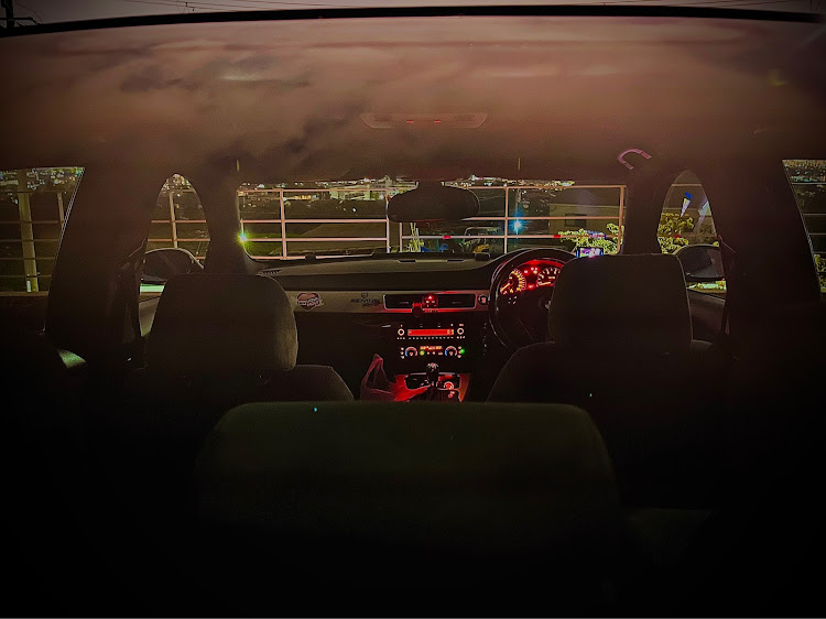 3シリーズ セダンのBMW3シリーズ・愛車が一番・写真だとキレイに見える・BMWに関するカスタム事例の投稿画像3枚目