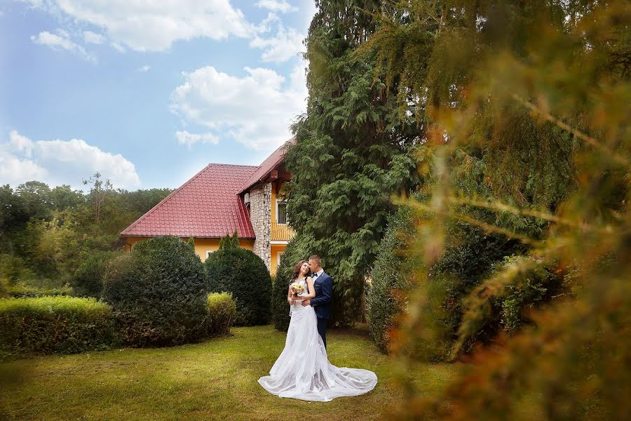 Jurufoto perkahwinan Tatyana Meshko (tmesko). Foto pada 5 April 2019