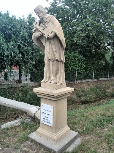 Nepomuki Szent János Szobra