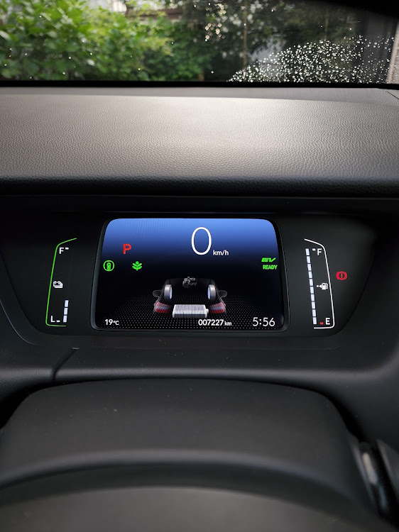 フィットの自宅の駐車場・ホンダロジスティックス埼玉事業所・アイビーエスアウトソーシング株式会社入間営業所・ホンダロジスティックス埼玉事業所の駐車場に関するカスタム事例の投稿画像28枚目