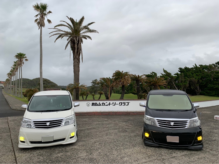 アルファードの10アルファード 後期・シンプルスタイル・ドライブ・ホイール交換に関するカスタム事例の投稿画像2枚目