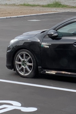 マツダスピードアクセラの車高調交換・TEIN・BLITZ・段差怖くない・車高調整に関するカスタム事例の投稿画像2枚目