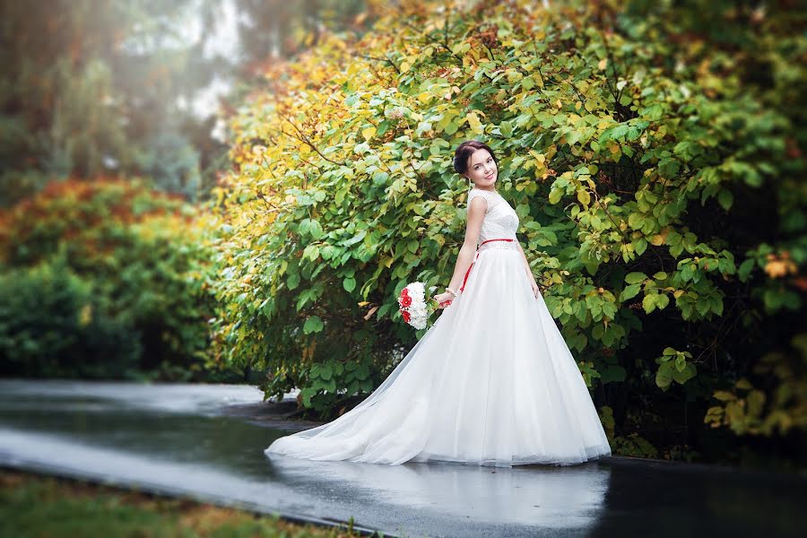 Fotografer pernikahan Pavel Surkov (weddphotoset). Foto tanggal 10 Januari 2016