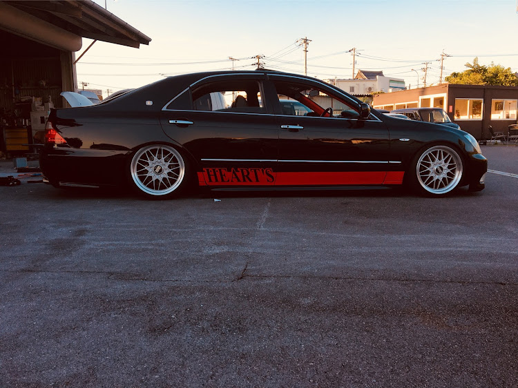 クラウンアスリートのDIY・車高調整・洗車に関するカスタム事例の投稿画像1枚目