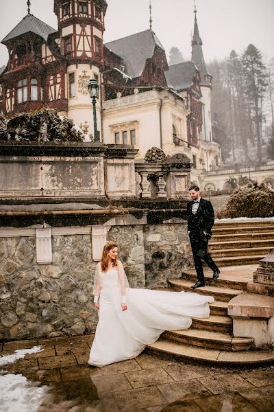 Fotografo di matrimoni Alin Chiriac (valev). Foto del 30 dicembre 2020