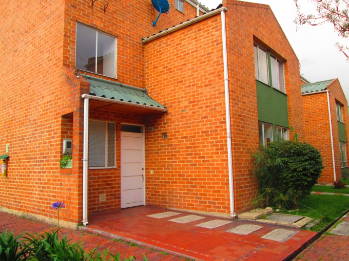 Casa En Arriendo - Mazuren, Bogota