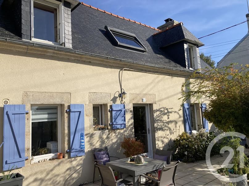 Vente maison 5 pièces 104.21 m² à Pont-l'Abbé (29120), 270 000 €