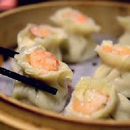 盛園絲瓜小籠湯包