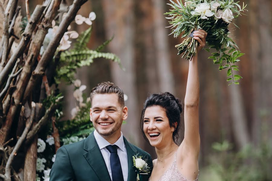 結婚式の写真家Anna Bilous (hinhanni)。2019 10月30日の写真