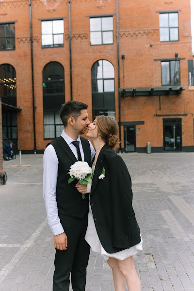 Fotógrafo de casamento Dasha Veslopolova (dashamenschik35). Foto de 23 de junho 2023