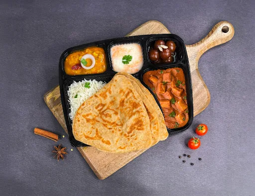 Sunday Paneer Curry - Feast Thali