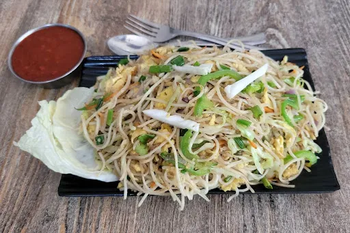 Chicken Hakka Noodles