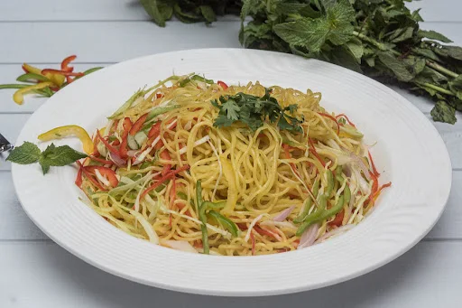 Veg Hakka Noodles