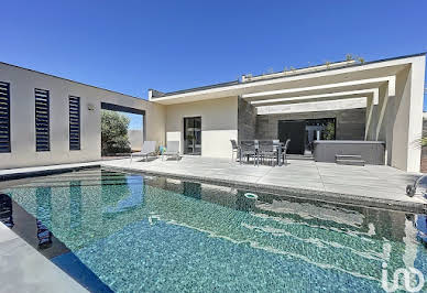 House with pool and terrace 5