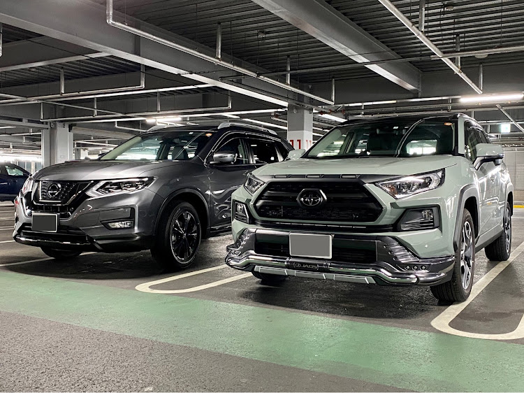 RAV4のエクストレイルに関するカスタム事例の投稿画像1枚目