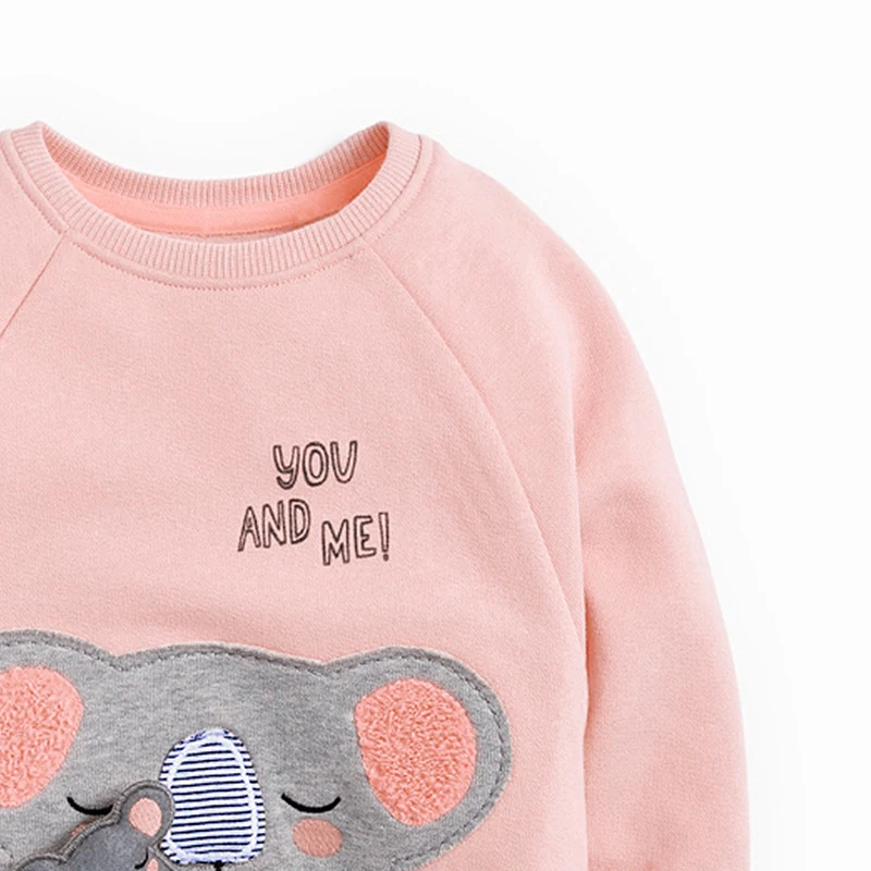 Pull-over enfant fille automne et hiver, motif dessin animé, col rond et manches longues. Confortable et chaud, idéal pour les journées froides.