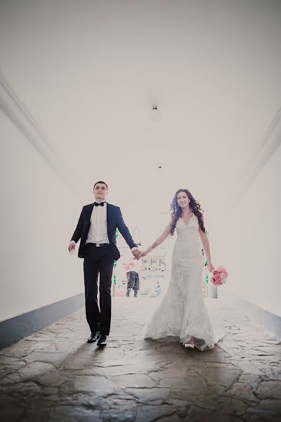 Fotografo di matrimoni Dmitriy Tolmachev (dimtol). Foto del 10 giugno 2014