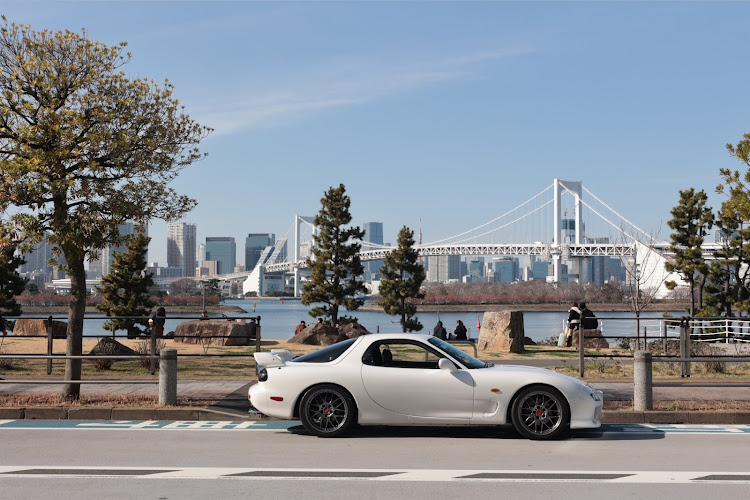 RX-7のpickupcars2024・MAZDA・ロータリーエンジン・ドライブに関するカスタム事例の投稿画像1枚目