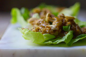 Cashew Chicken Lettuce Wraps