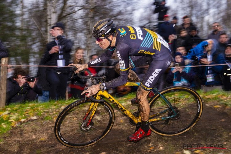 Drie vliegen in één klap voor Sven Nys: drie Telenet Fidea Lions verlengen hun contract