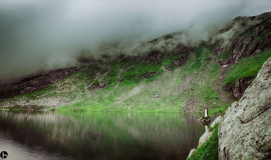 Fotograful de nuntă Bogdan Pacuraru (bogdanpacuraru). Fotografia din 4 aprilie 2018