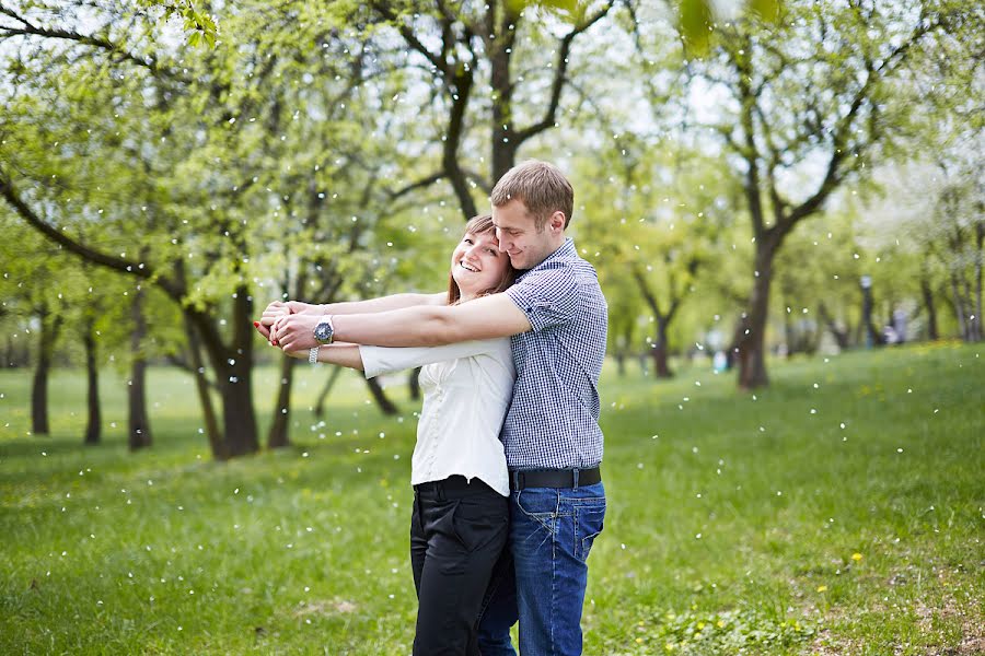 Wedding photographer Aleksey Chaschikhin (acphotoby). Photo of 21 May 2014