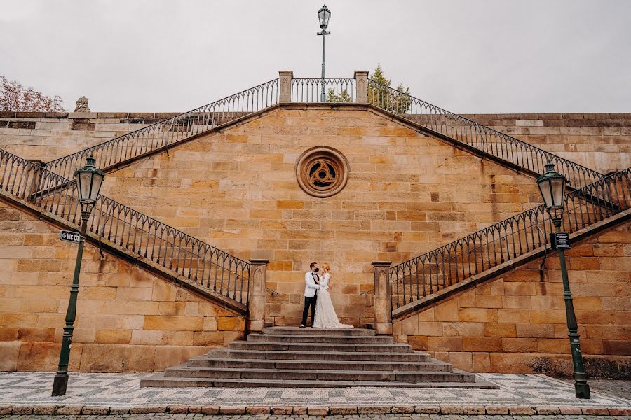 Photographe de mariage Jan Dikovský (jandikovsky). Photo du 30 octobre 2020