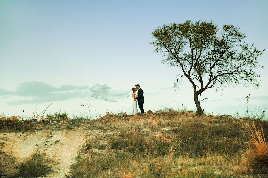 Wedding photographer Walter Lo Cascio (walterlocascio). Photo of 20 December 2018