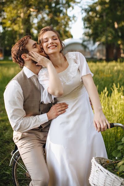 Fotógrafo de casamento Mariya Kostina (mashakostina). Foto de 8 de junho 2022