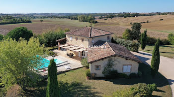 villa à L'Isle-Jourdain (32)