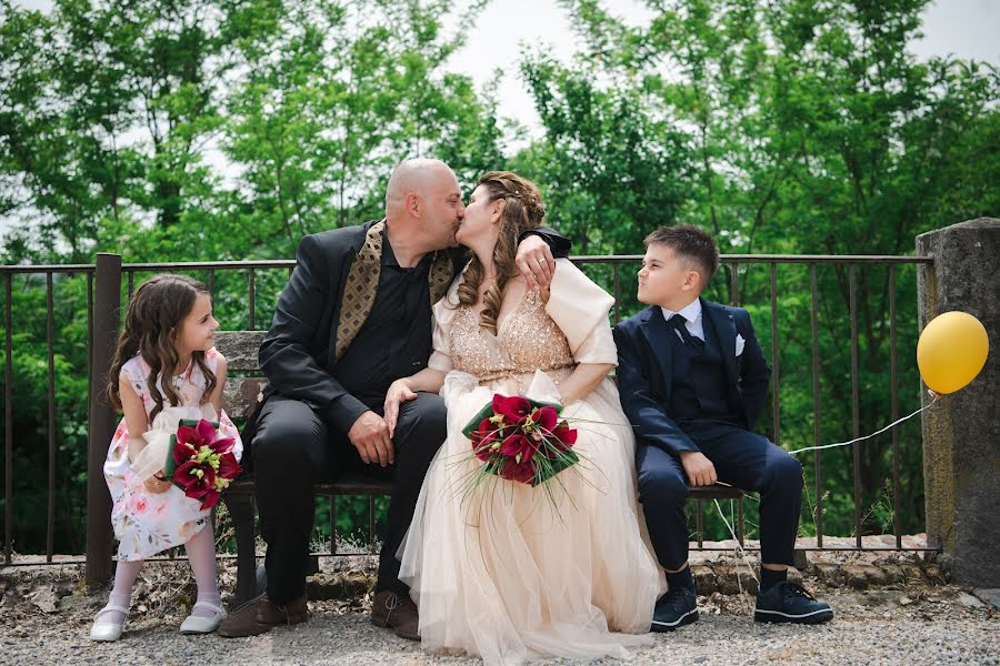 Fotógrafo de casamento LAURA ATZENI (lauraatzeni). Foto de 1 de dezembro 2021