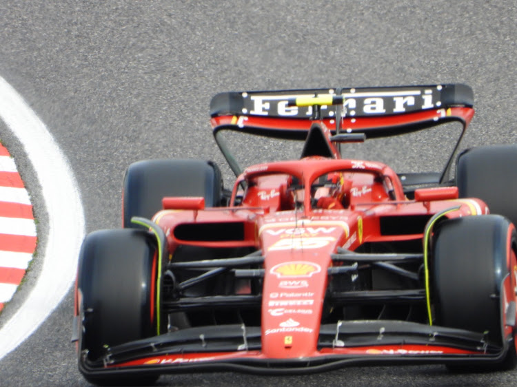 ヴェルファイアの鈴鹿サーキット・F1日本GP・角田裕毅君・40系ヴェルファイア・保護猫に関するカスタム事例の投稿画像5枚目