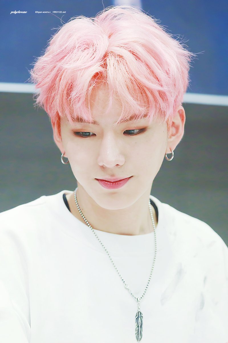 30+ K-Pop Idols Who Looked Adorably Soft In Cotton Candy Pink Hair