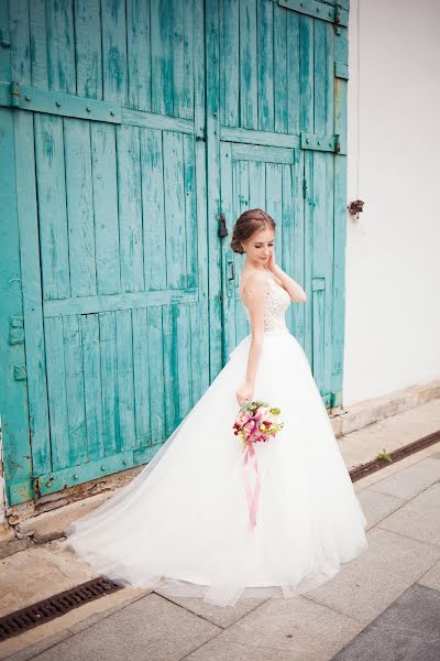 Fotógrafo de casamento Natasha Rezcova (natareztcova). Foto de 15 de junho 2017