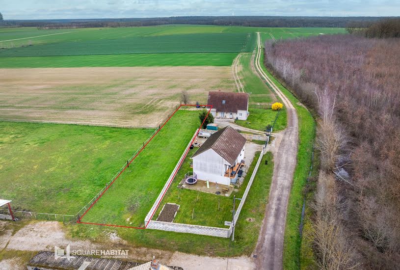  Vente Terrain à bâtir - 876m² à Nuits-Saint-Georges (21700) 