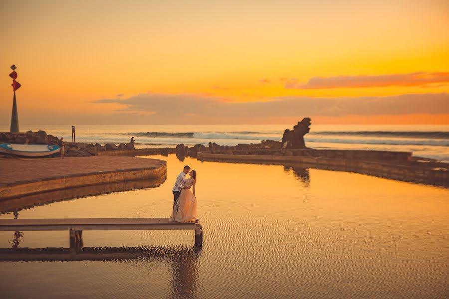 Fotógrafo de bodas Polina Poli (polinapoli). Foto del 30 de marzo 2020