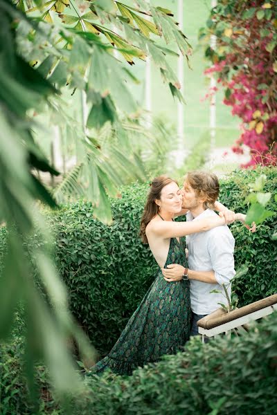 Fotógrafo de casamento Polina Laperoux (laperoux). Foto de 4 de junho 2022