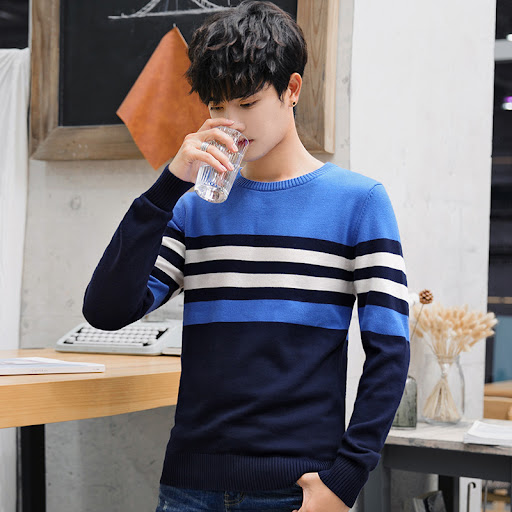 Title 3, New Style Youth Mens Sweater offers comfort, w...