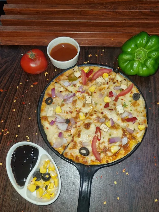 Barbeque Veggie Pizza (medium)