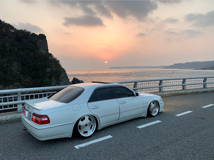 シーマの歴代のホイール見てみたいに関するカスタム事例の投稿画像2枚目
