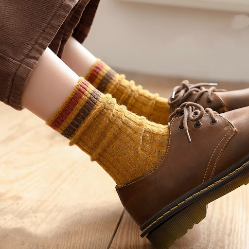 Title 2, Womens Thickened Color Contrast Simple Wool Socks