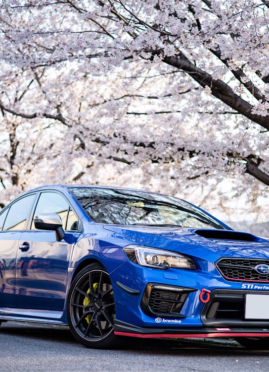 WRX STIの桜コラボ乱舞に関するカスタム事例の投稿画像1枚目