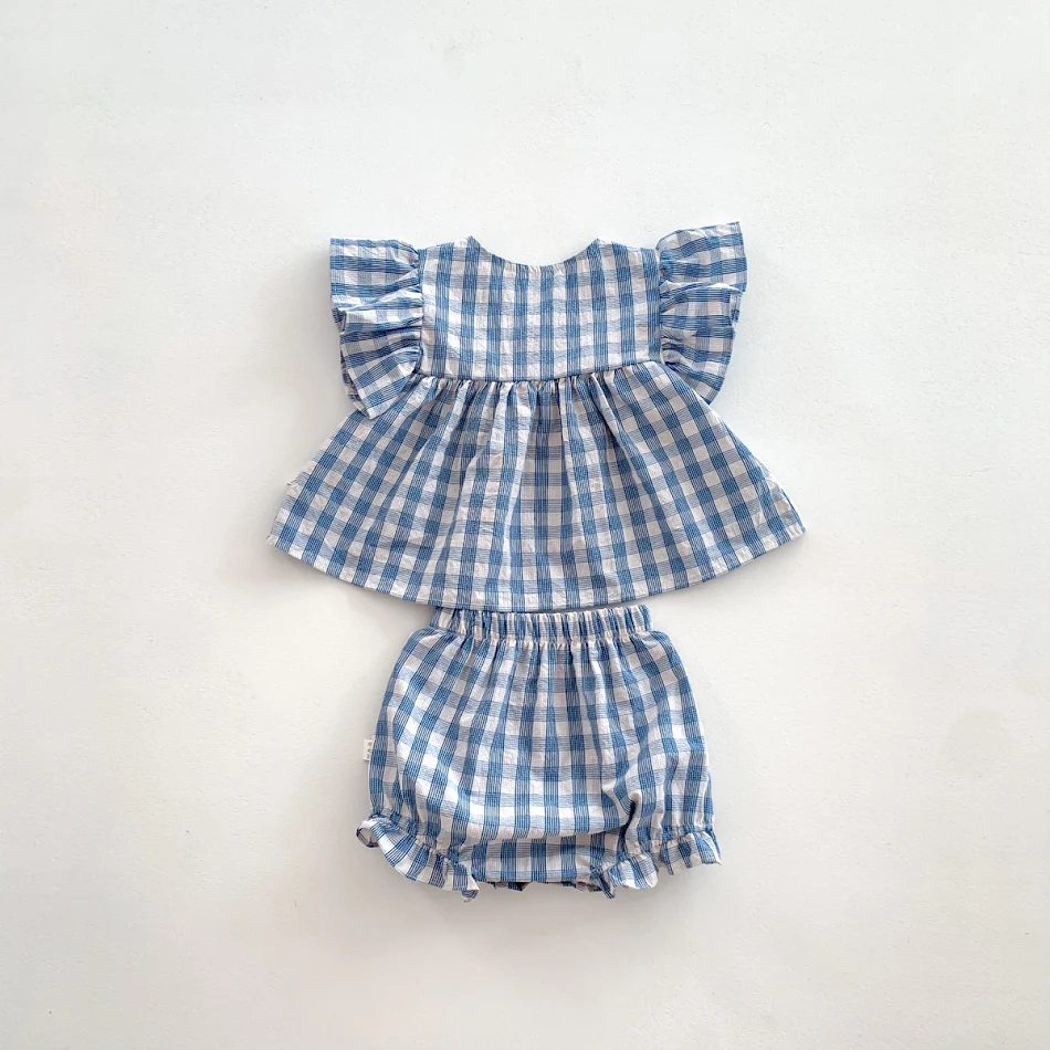 Conjunto de shorts de algodão fino xadrez de manga curta para meninas ideal para o verão, leve e respirável, confortável e estiloso, perfeito para brincar.