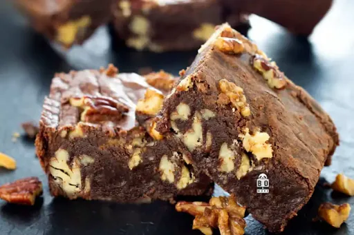 Nutty Walnut Brownie [1 Pc]