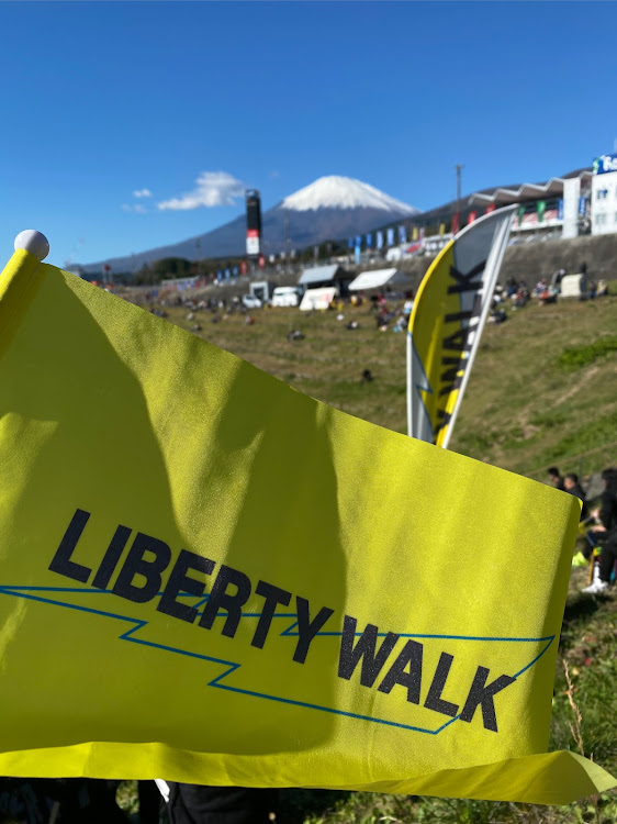 マスタング クーペのLBWK・アメ車・LB★WORKS・コペンローブ・アメ車好きと繋がりたいに関するカスタム事例の投稿画像19枚目