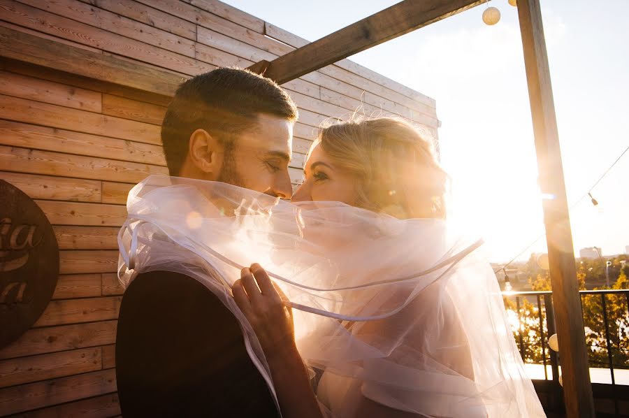 Wedding photographer Elena Mikhaylova (elenamikhaylova). Photo of 22 January 2018