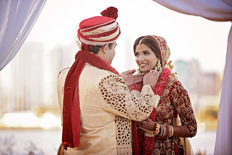 Fotógrafo de casamento Kunjal Pathak (kunjalpathak). Foto de 18 de fevereiro 2020