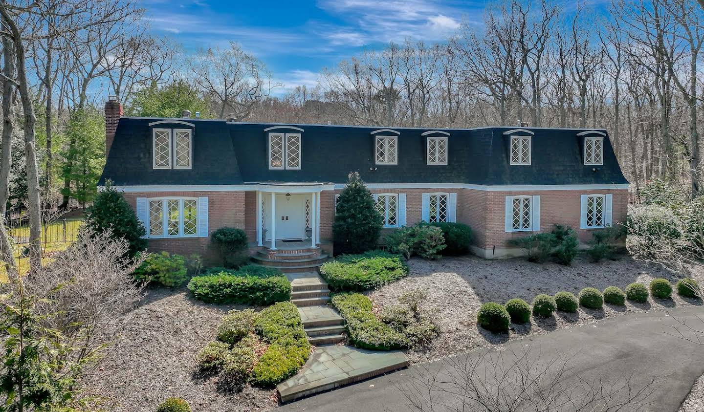 Property Setauket- East Setauket